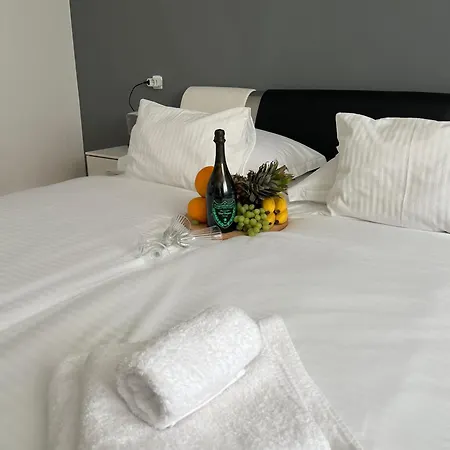 Matijas, 3 Bedroom With Terrace And Parking Lejlighed *